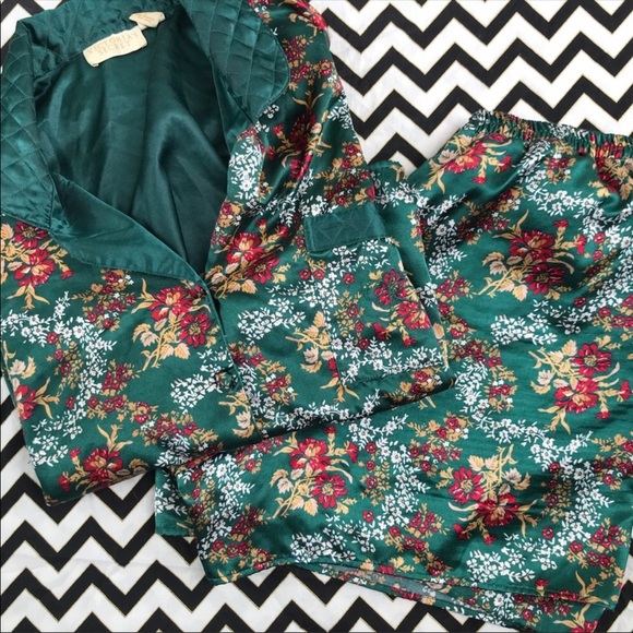 Victoria's Secret Other - VS floral short sleep set